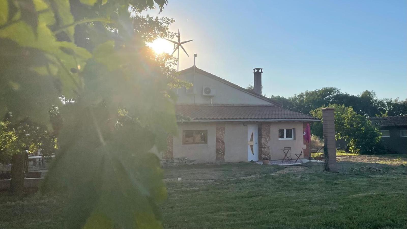 Le Gite De Cousal Esperce Экстерьер фото